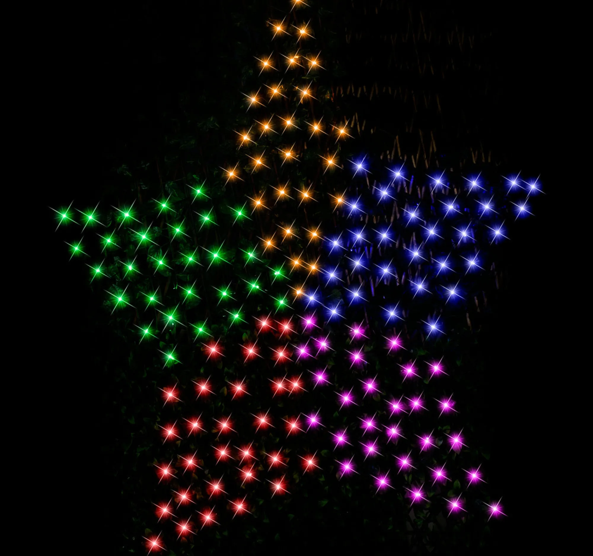 Solar Lights>Christmas World Led Solar Rainbow Star Net Light (150)