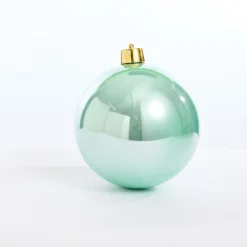 Baubles><noscript><img width=